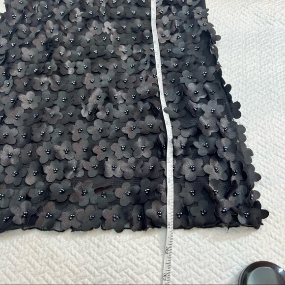 VERO Moda🖤Black Shift Dress Flower Appliques Size Small - Picture 7 of 11